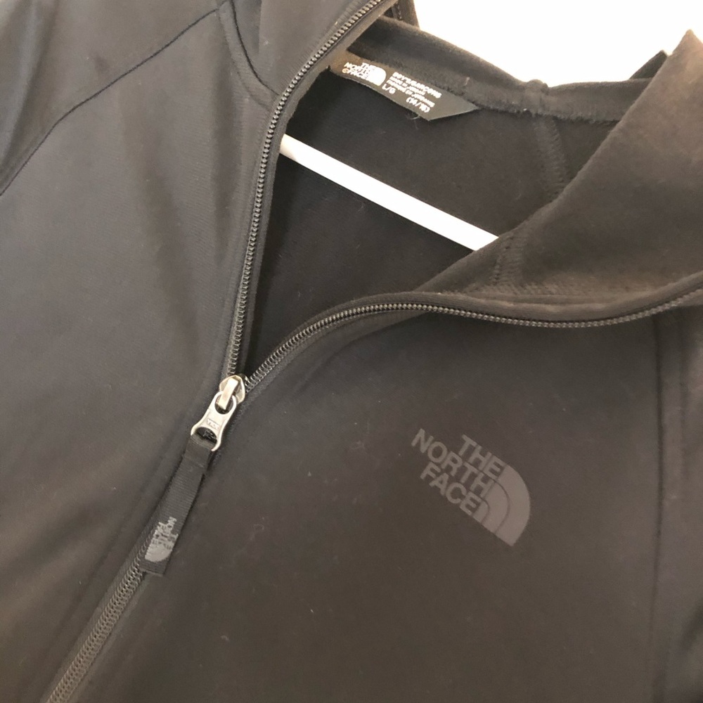Black Northface hoodie